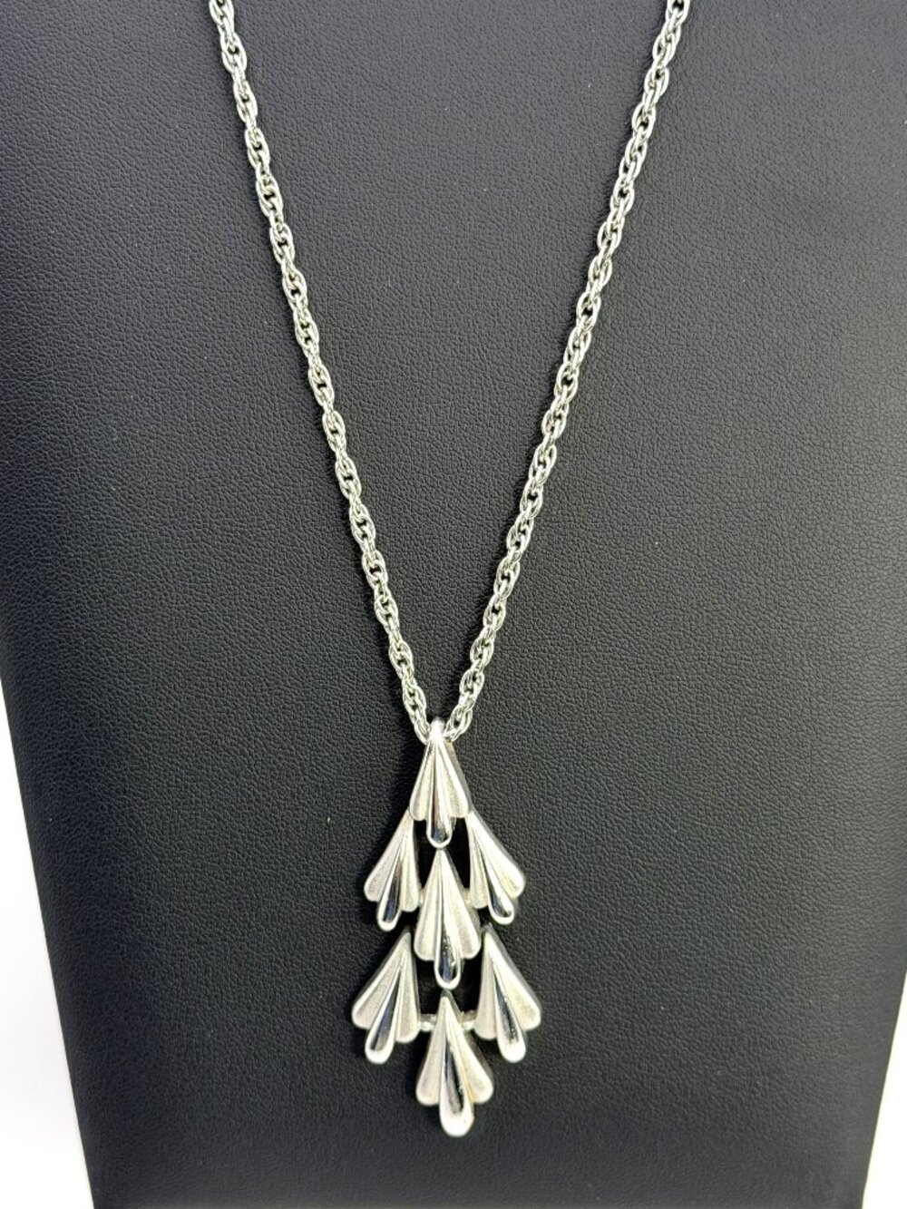 Vintage Crown Trifari Articulated Waterfall Pendant Necklace Modernist MCM 28”